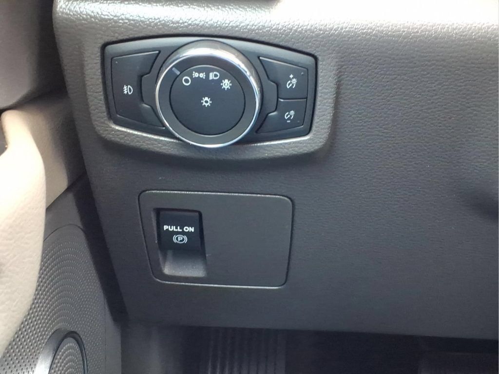 Used 2021 Ford Expedition XLT RWD image 26