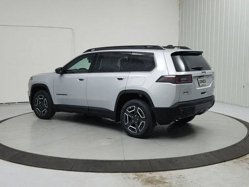 New 2026 Jeep Cherokee Laredo AWD/4WD image 5
