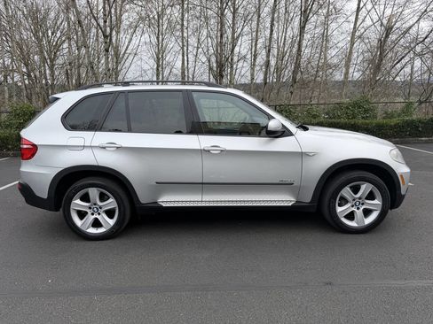Used 2009 BMW X5 xDrive30i image 4
