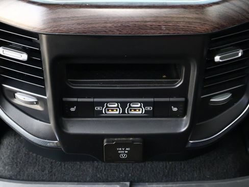 Used 2025 RAM 1500 Laramie w/ Laramie Southwest Edition AWD/4WD image 15