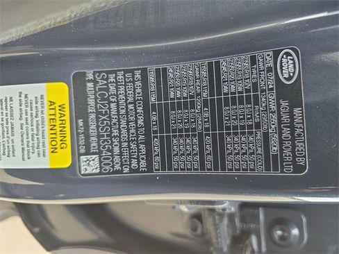 Used 2025 Land Rover Discovery Sport S image 32