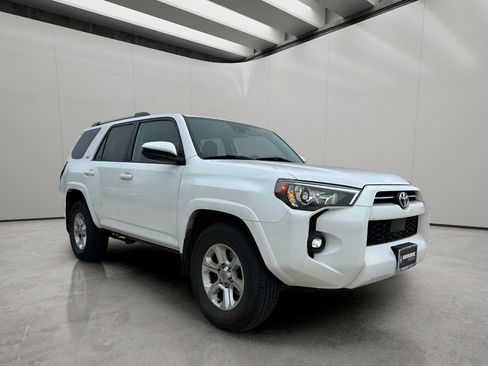 Used 2024 Toyota 4Runner SR5 image 7