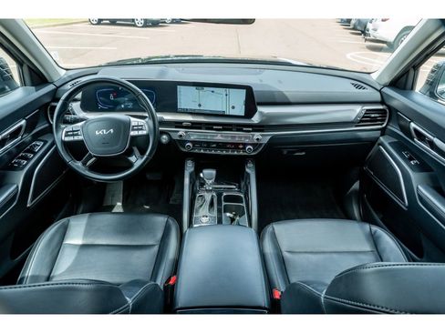 Used 2025 Kia Telluride S AWD/4WD image 22