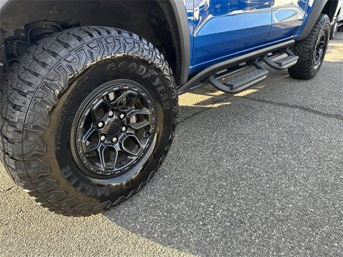 Used 2024 Chevrolet Colorado ZR2 w/ ZR2 Bison Edition image 12