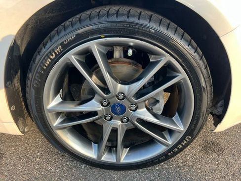 Used 2016 Ford Fusion Titanium image 12