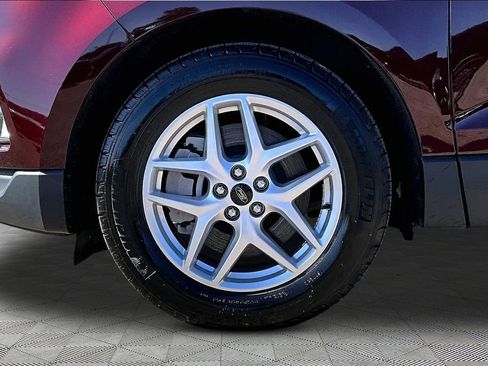 Certified 2024 Ford Edge SEL w/ Convenience Package AWD/4WD image 9