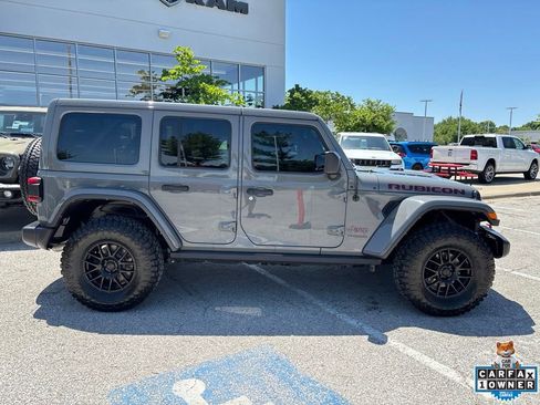 Used 2022 Jeep Wrangler Unlimited Rubicon w/ LED Lighting Group AWD/4WD image 28