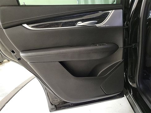 Used 2023 Cadillac XT5 Premium Luxury image 27