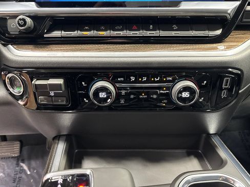 New 2026 Chevrolet Silverado 1500 RST AWD/4WD image 23
