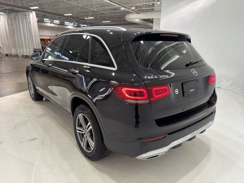 Used 2021 Mercedes-Benz GLC 300 4MATIC image 5