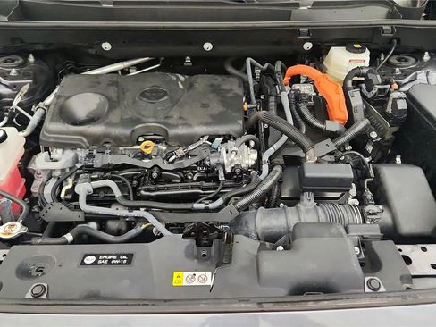 Used 2025 Toyota RAV4 LE image 20