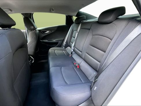 Used 2024 Chevrolet Malibu LT FWD image 20