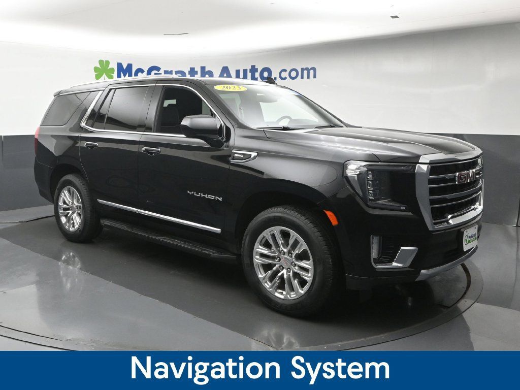 Used 2023 GMC Yukon SLT AWD/4WD image 2