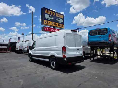 Used 2025 Ford Transit 250 148 Medium Roof RWD image 2