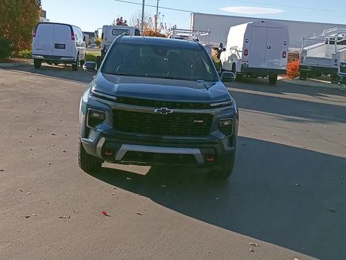 New 2026 Chevrolet Traverse Z71 w/ Enhanced Driving Package image 6