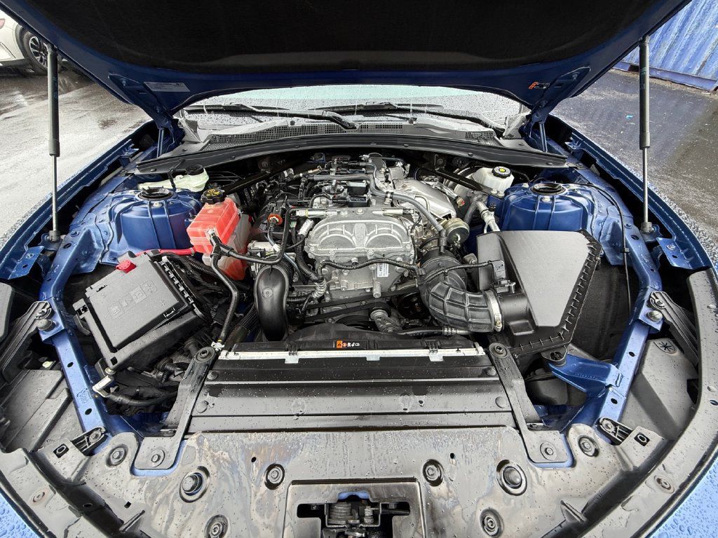Used 2020 Chevrolet Camaro LS RWD image 23