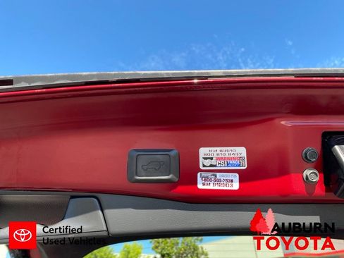 Certified 2021 Toyota RAV4 XLE Premium AWD/4WD image 14