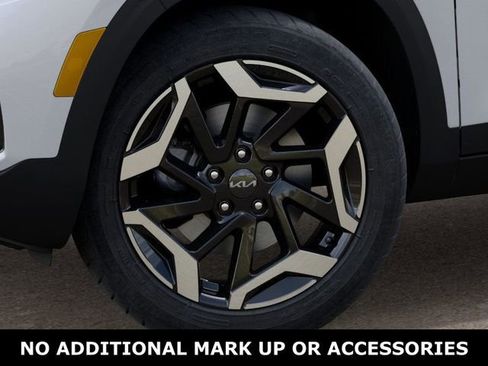 New 2026 Kia Seltos SX image 9