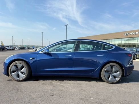 Used 2019 Tesla Model 3 RWD image 8