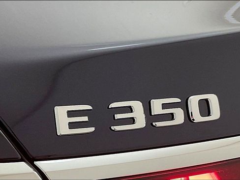 New 2026 Mercedes-Benz E 350 4MATIC Sedan image 13