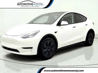 Used 2025 Tesla Model Y Long Range AWD/4WD video 1