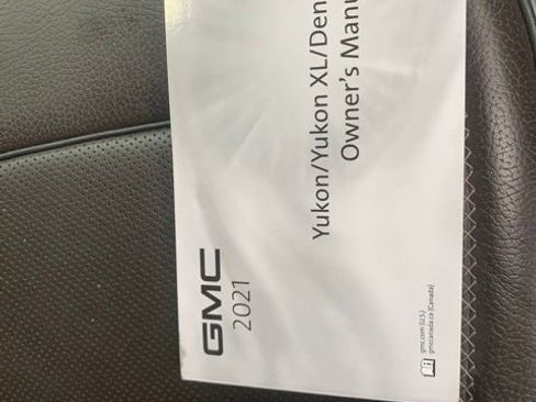 Used 2021 GMC Yukon Denali AWD/4WD image 31