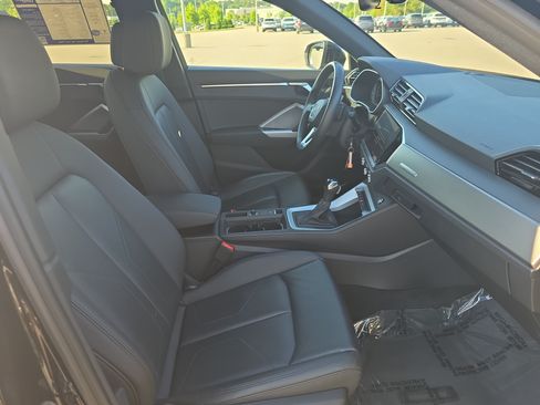 Used 2025 Audi Q3 2.0T Premium AWD/4WD image 10