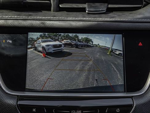 Used 2019 Cadillac XT5 FWD image 17