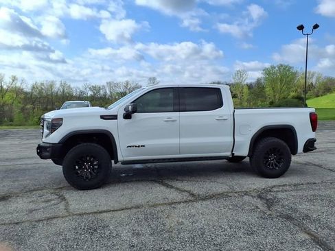 Used 2023 GMC Sierra 1500 AT4X AWD/4WD image 34