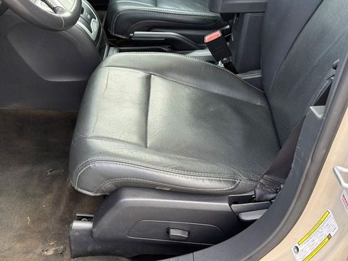 Used 2017 Jeep Compass High Altitude FWD image 18