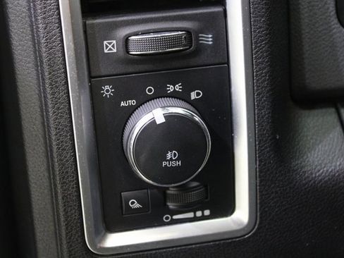 Used 2017 RAM 1500 Big Horn image 12