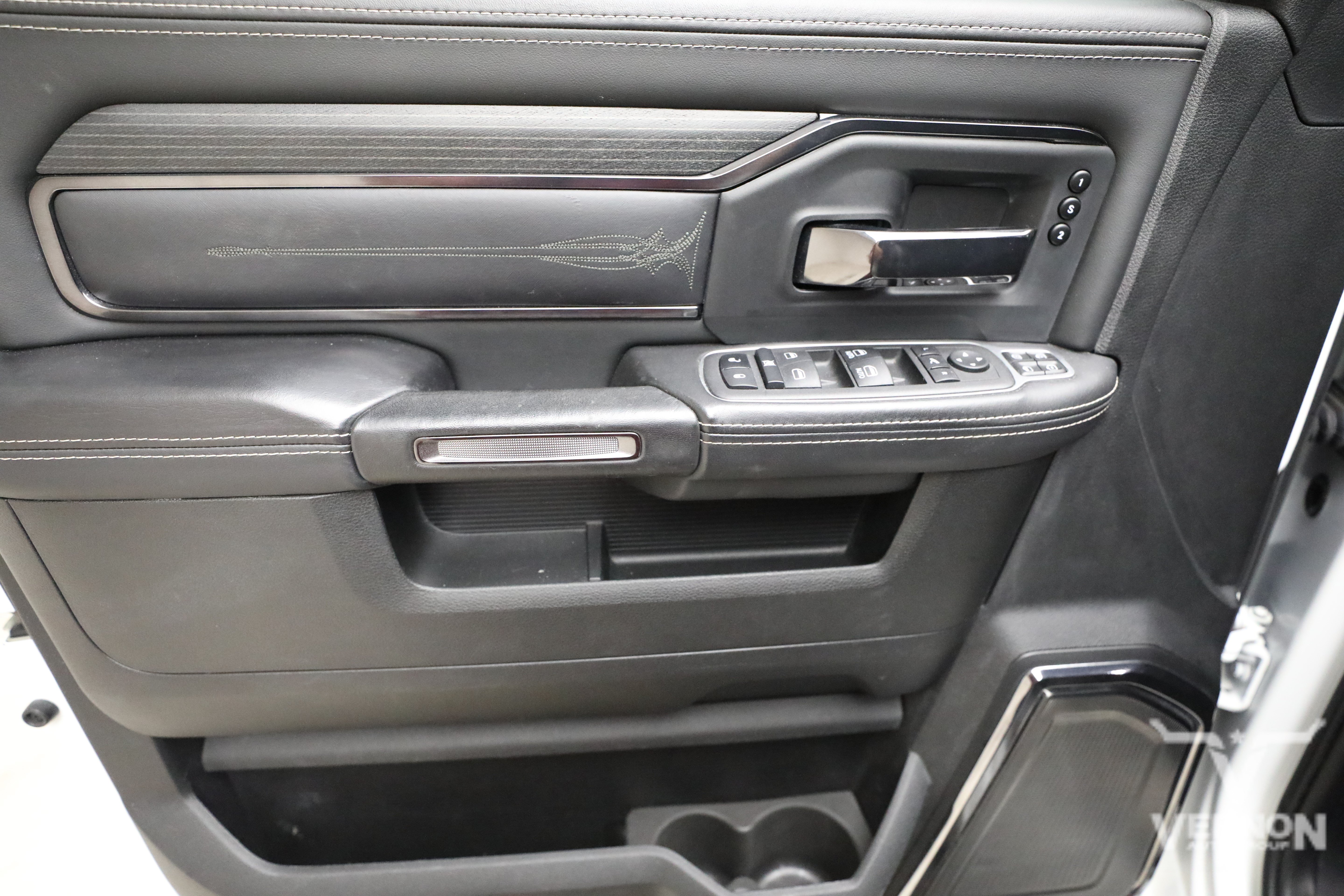 Used 2024 RAM 2500 Limited AWD/4WD image 16