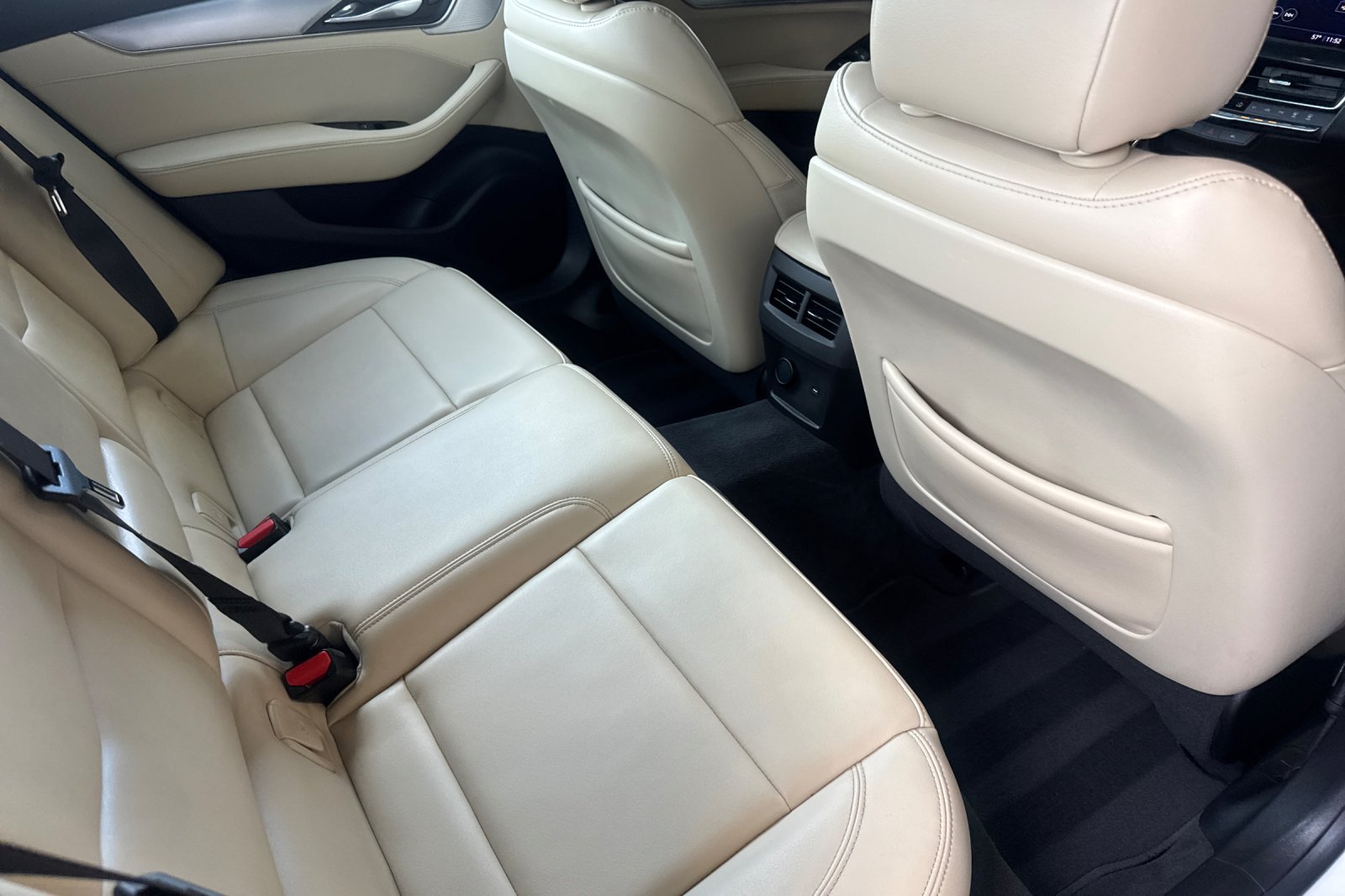 Certified 2024 Cadillac CT5 Luxury w/ Sun And Sound Package RWD image 17