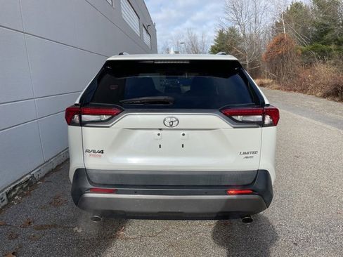 Certified 2019 Toyota RAV4 Limited image 6
