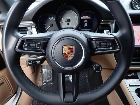 Used 2022 Porsche Macan S AWD/4WD image 16