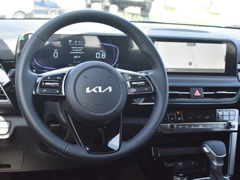 New 2026 Kia Seltos S FWD image 18