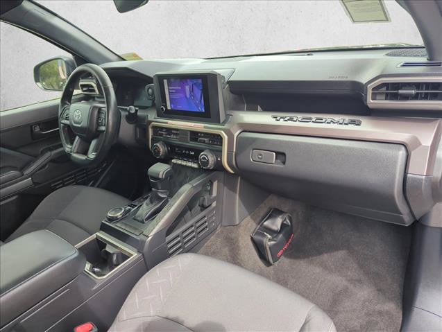 Certified 2024 Toyota Tacoma SR5 AWD/4WD image 25