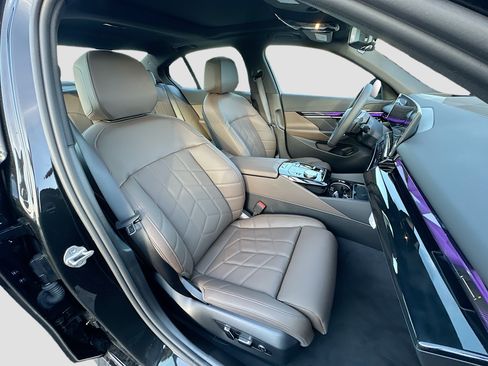 New 2027 BMW 540i xDrive w/ M Sport Package AWD/4WD image 23