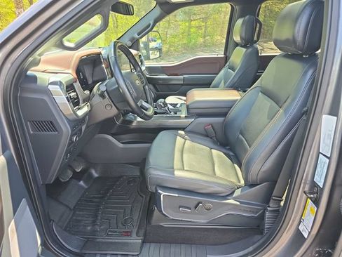 Used 2021 Ford F150 Lariat w/ Equipment Group 502A High AWD/4WD image 9