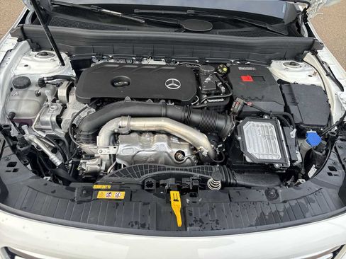 New 2026 Mercedes-Benz GLB 250 image 12