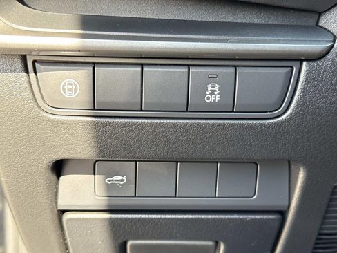 Used 2020 MAZDA MAZDA3 Sedan w/ Select Package image 42