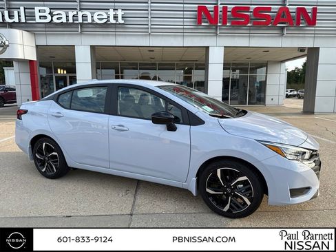 New 2025 Nissan Versa SR w/ Trunk Package image 8