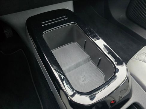 Used 2022 Volkswagen ID.4 Pro S image 30