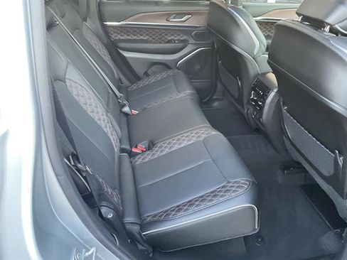 Used 2025 Jeep Grand Cherokee Summit w/ Obsidian Package image 20