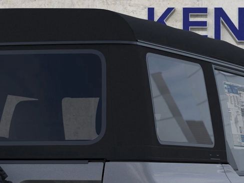 New 2025 Ford Bronco Badlands image 25