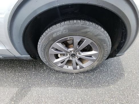 Used 2022 Ford Explorer XLT w/ Equipment Group 202A RWD image 20