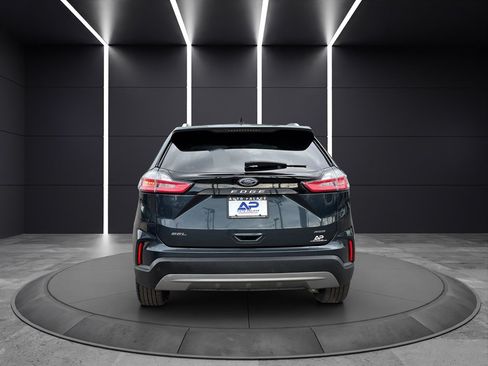 Used 2022 Ford Edge SEL w/ Convenience Package AWD/4WD image 5