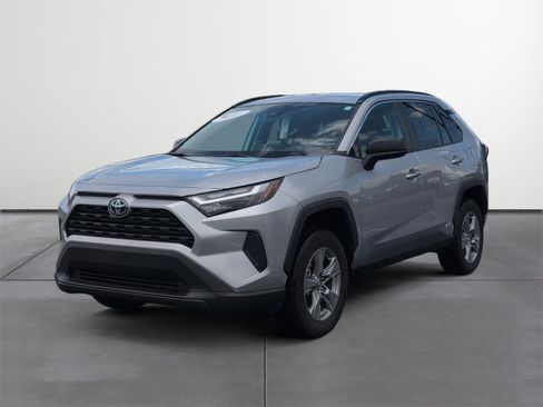 Certified 2024 Toyota RAV4 LE AWD/4WD image 2