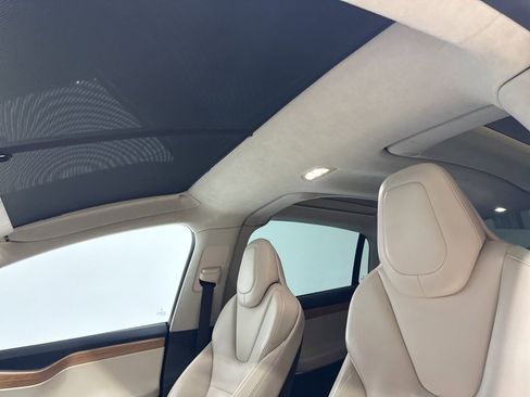 Used 2019 Tesla Model X Long Range image 39