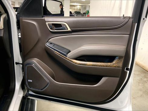 Used 2018 GMC Yukon Denali w/ Denali Ultimate Package image 23